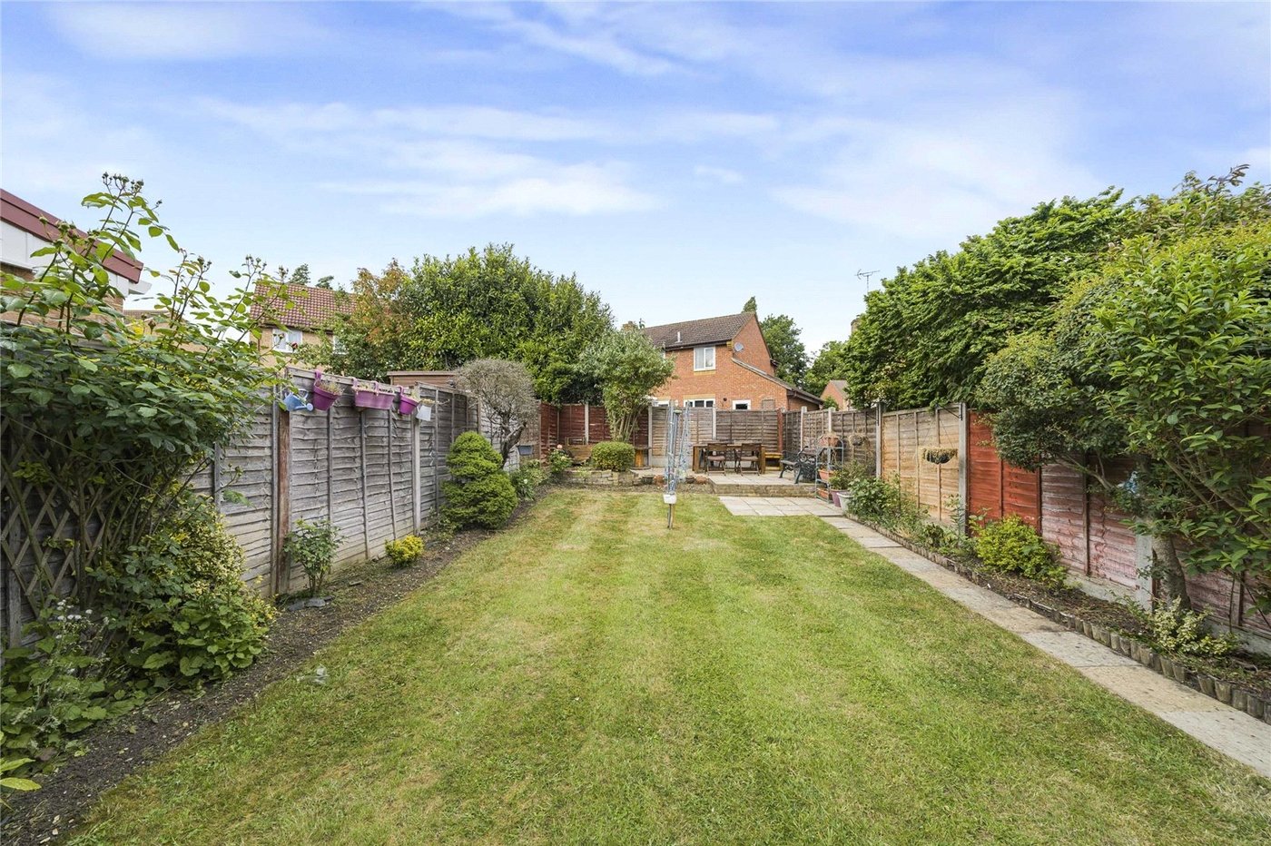 2 bedroom house for sale in Greenhithe | Robinson Jackson