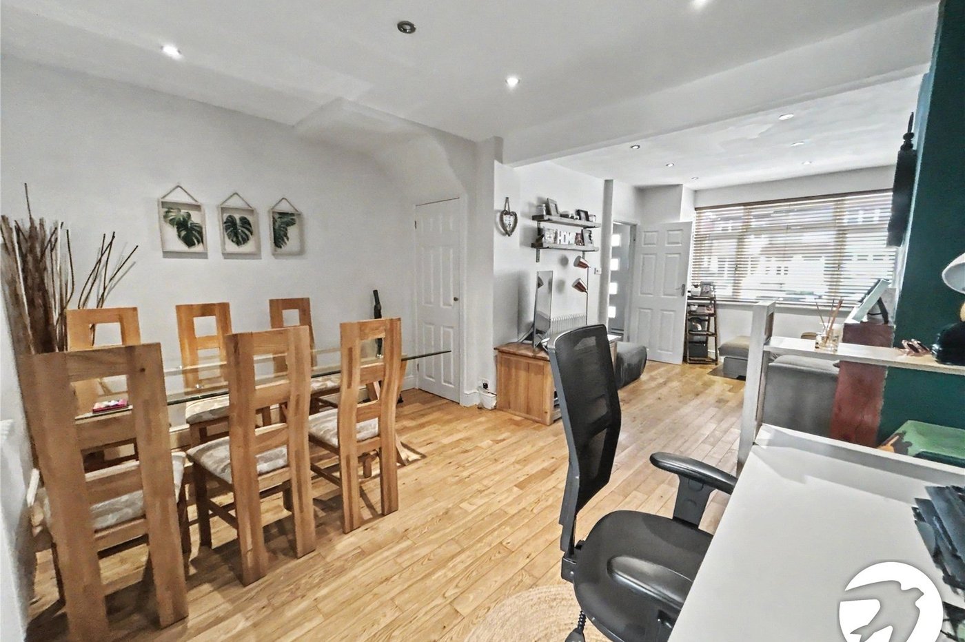 2 bedroom house for sale in South Welling | Robinson Jackson