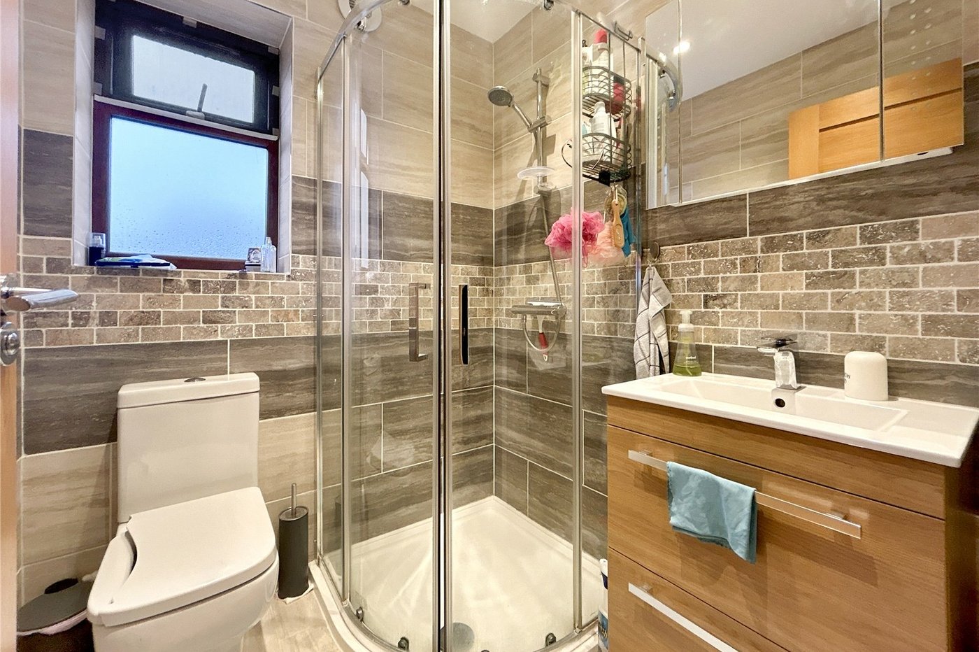 4 bedroom house for sale in Welling | Robinson Jackson