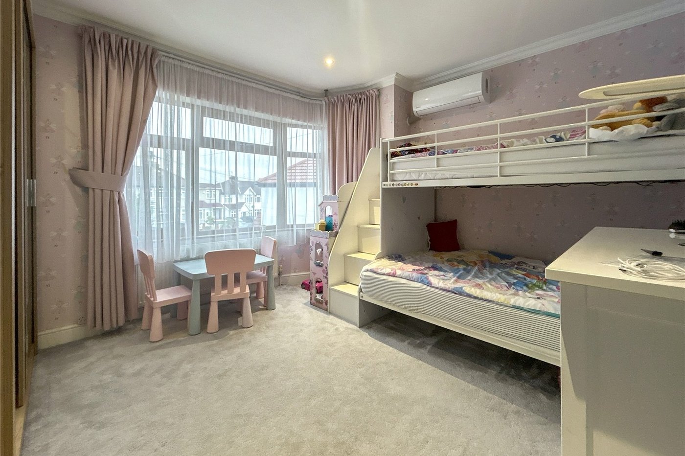 4 bedroom house for sale in Welling | Robinson Jackson