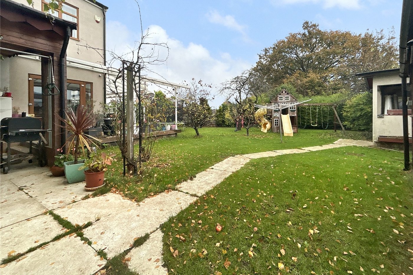 4 bedroom house for sale in Welling | Robinson Jackson