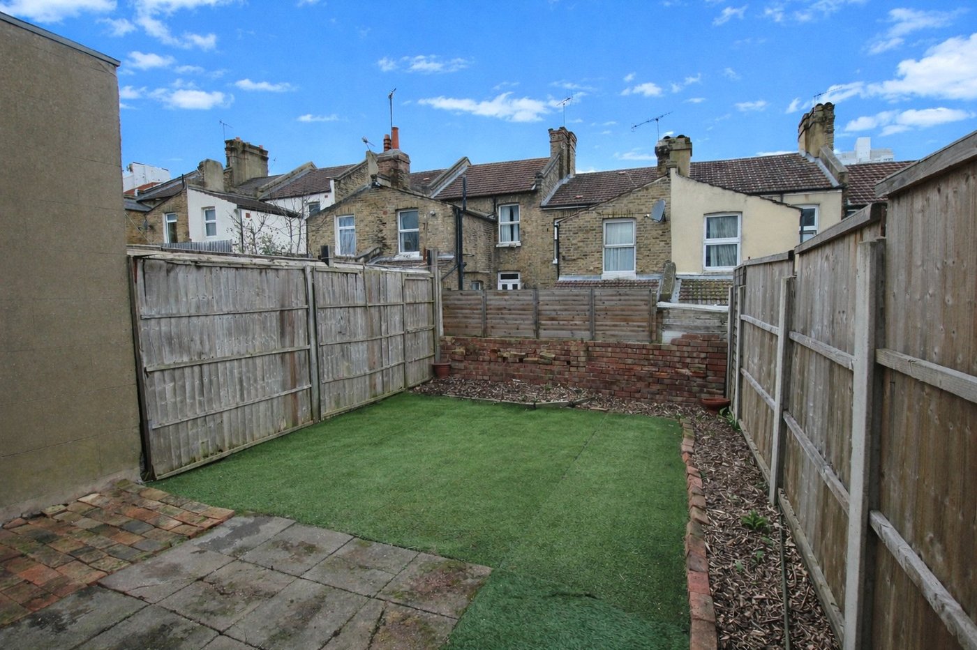 2 bedroom house for sale in Plumstead | Robinson Jackson