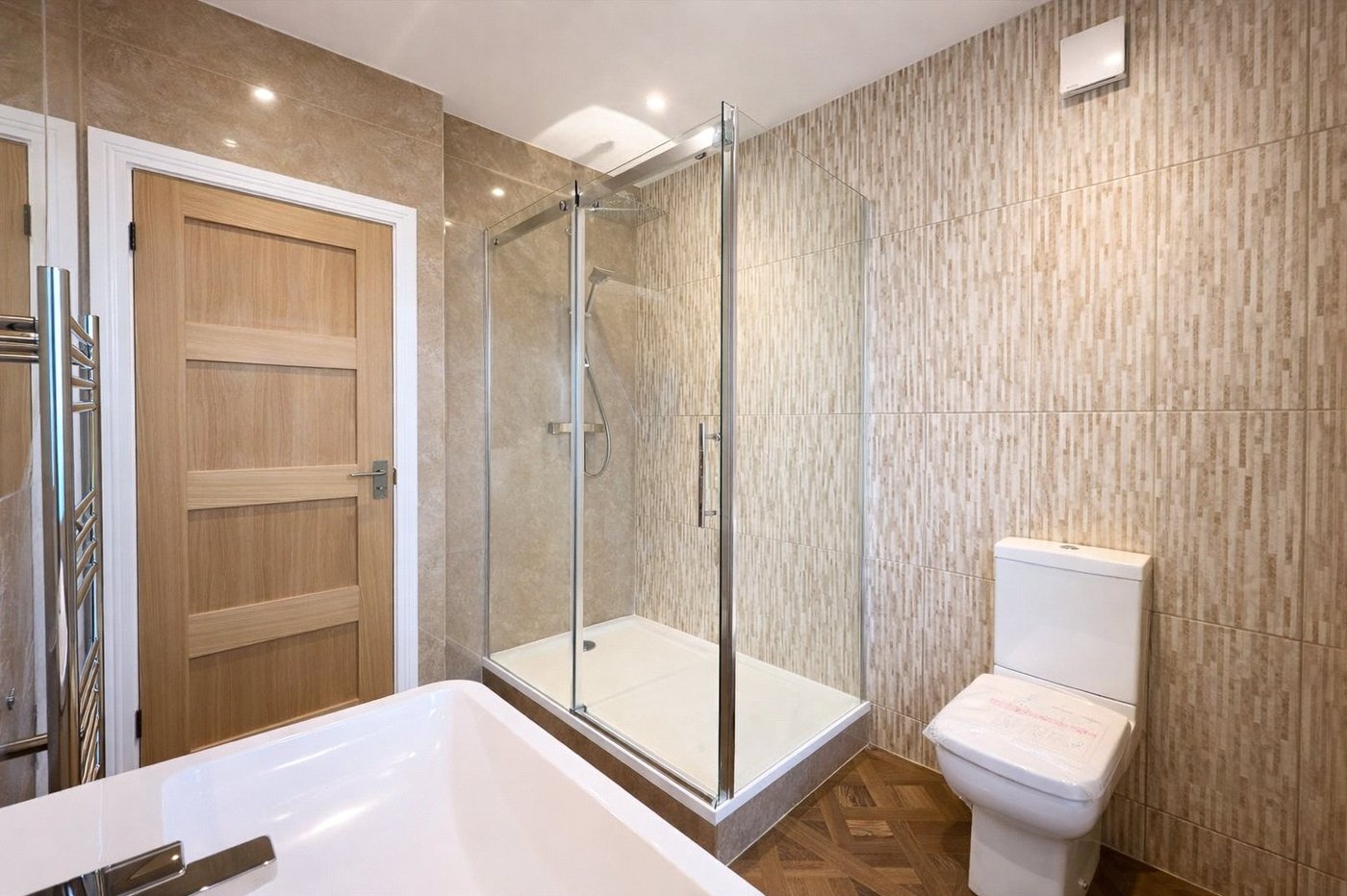 3 bedroom house for sale in London | Robinson Jackson