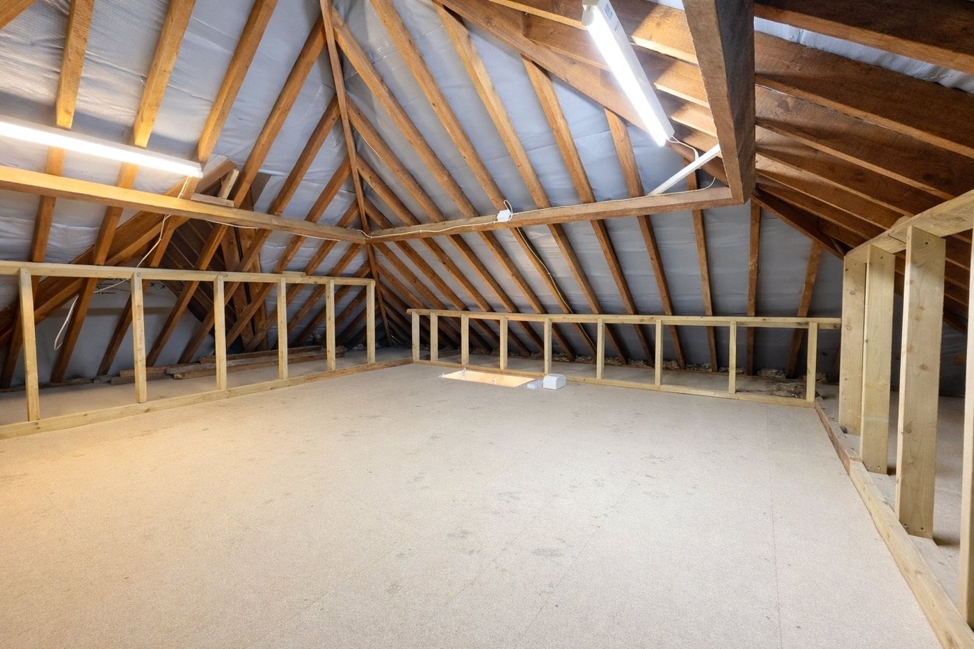 3 bedroom house for sale in London | Robinson Jackson