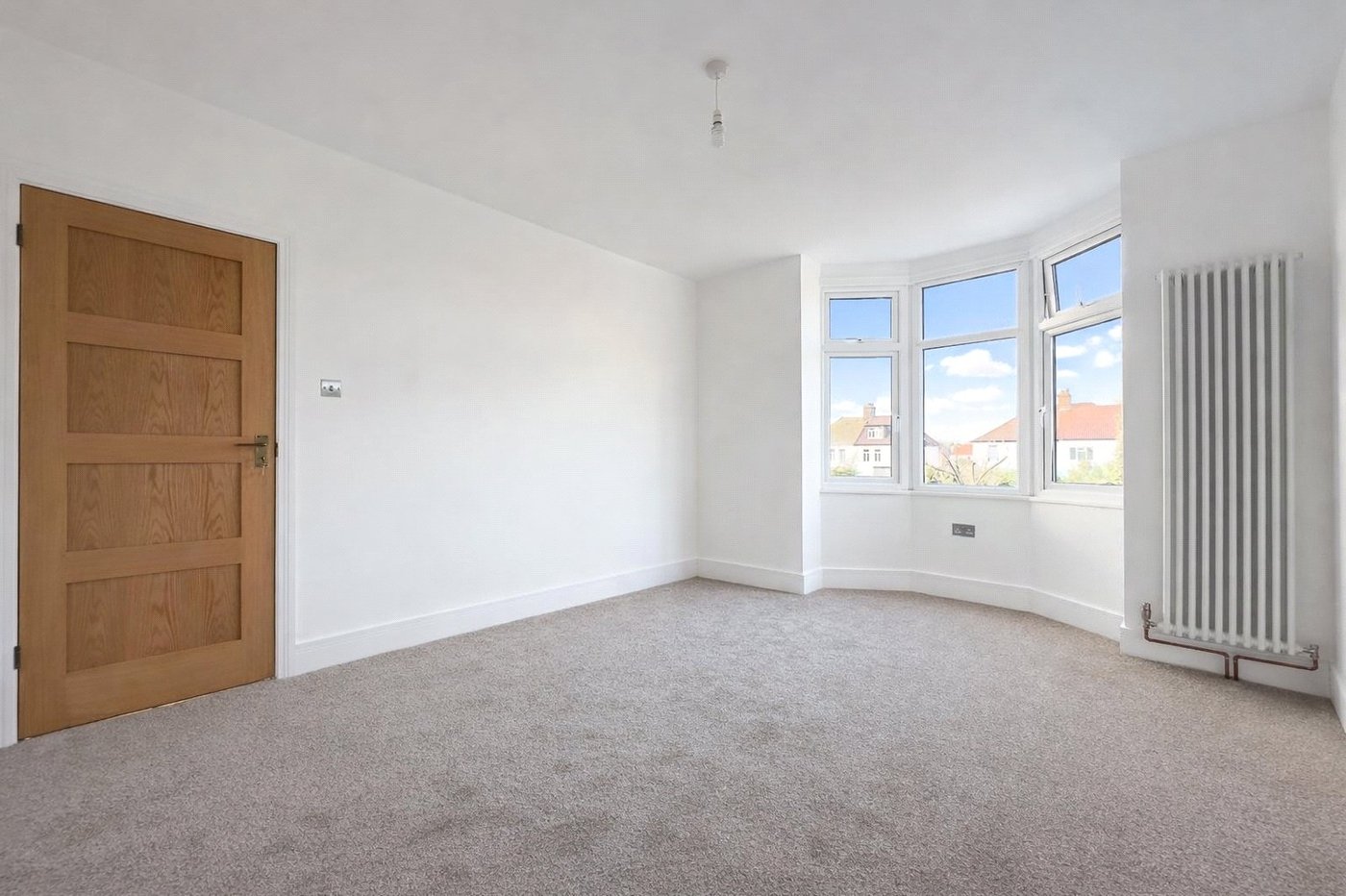 3 bedroom house for sale in London | Robinson Jackson