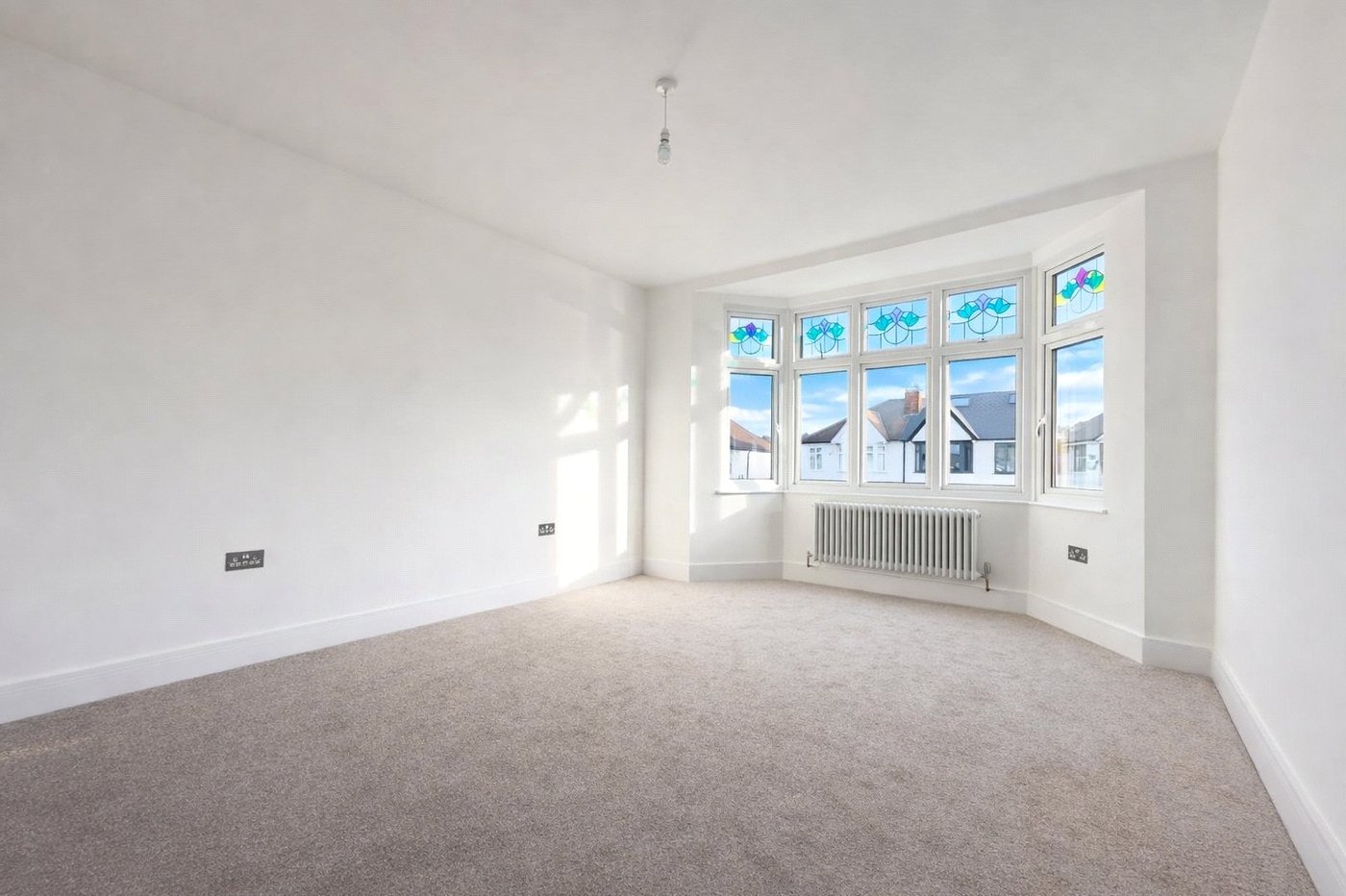 3 bedroom house for sale in London | Robinson Jackson