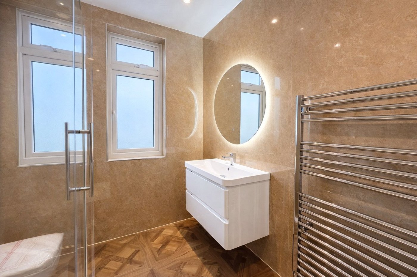 3 bedroom house for sale in London | Robinson Jackson