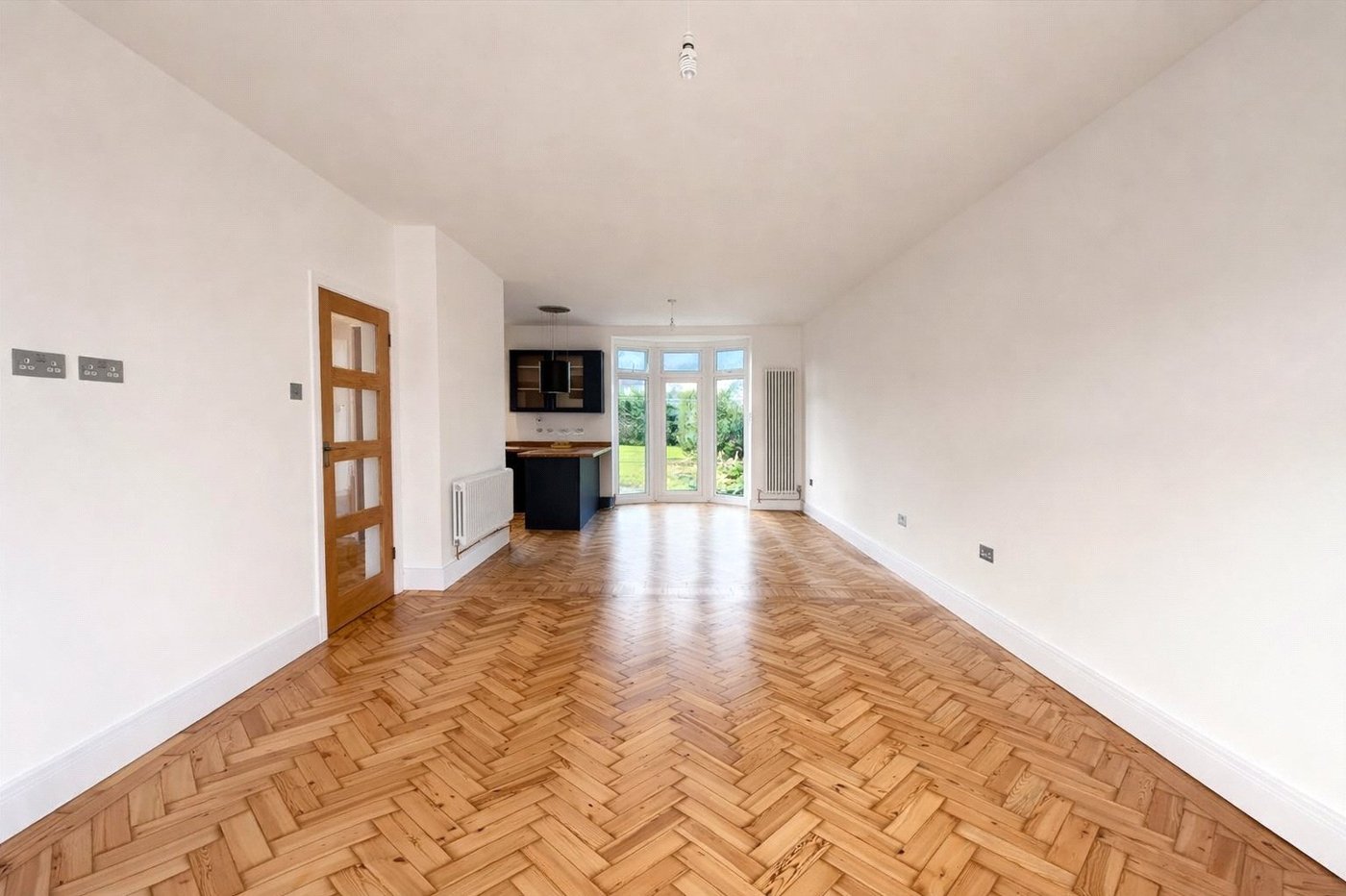 3 bedroom house for sale in London | Robinson Jackson