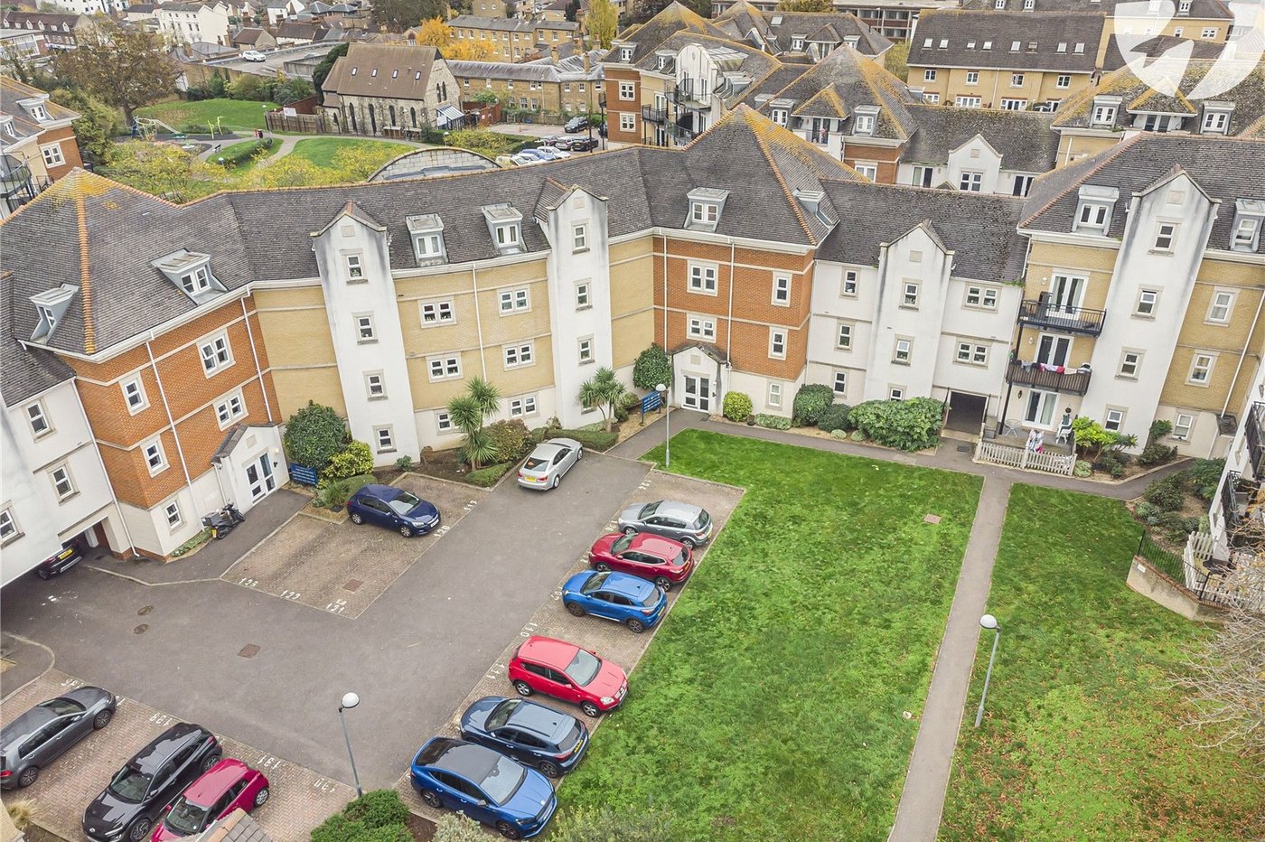 2 bedroom property for sale in West Dartford | Robinson Jackson