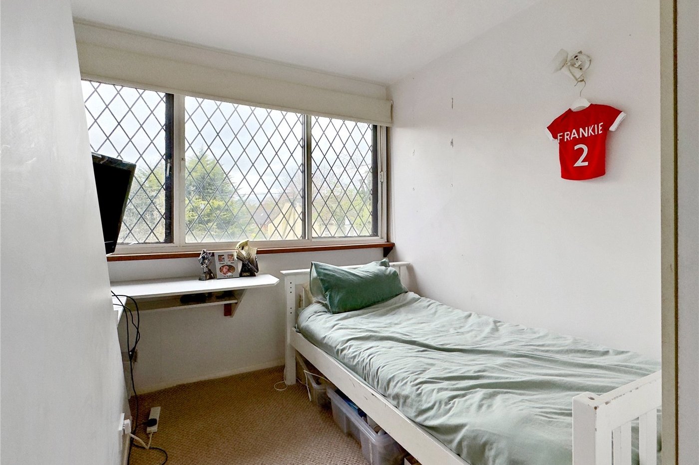 4 bedroom bungalow for sale in Crockenhill | Robinson Jackson