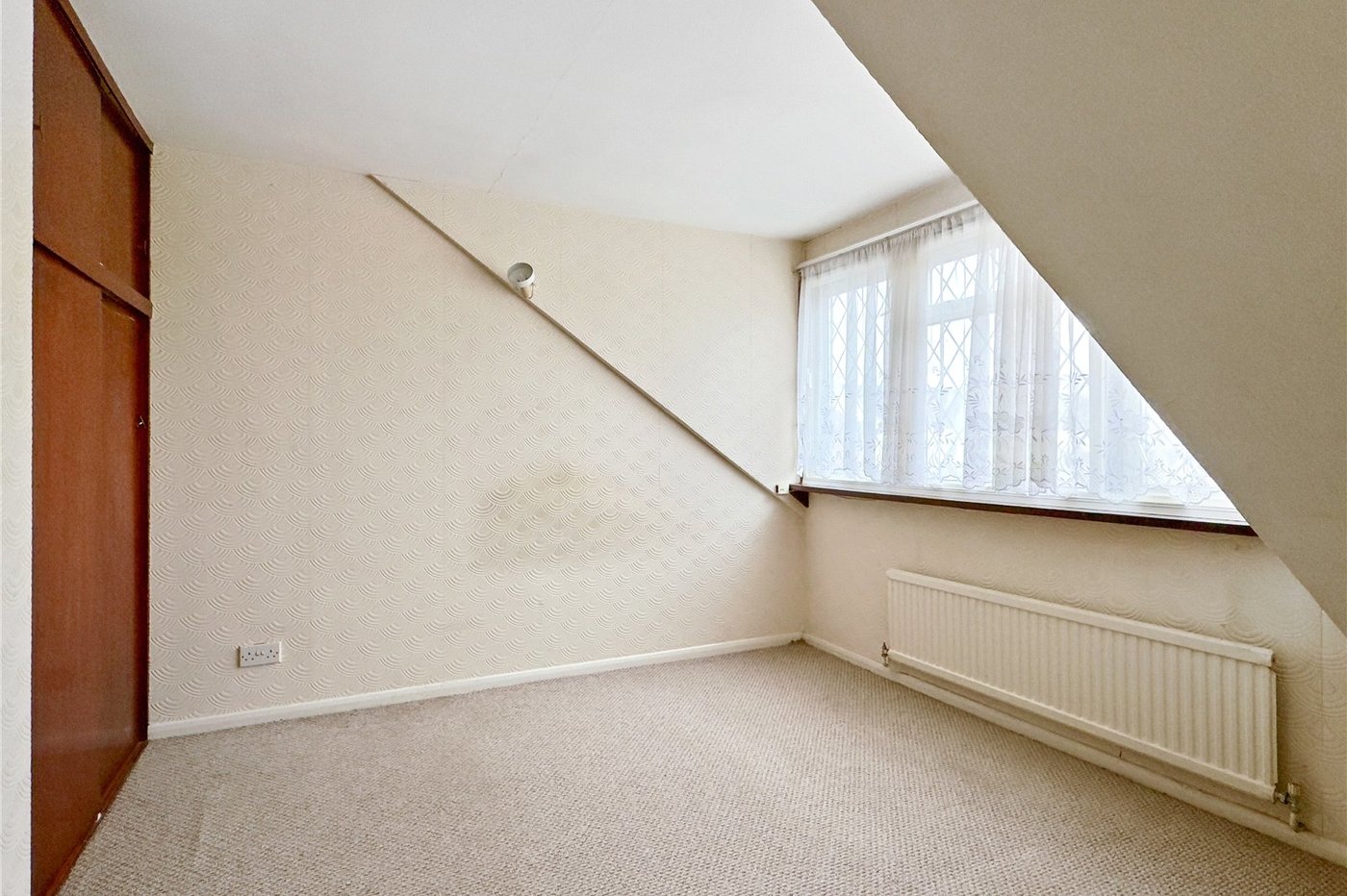 4 bedroom bungalow for sale in Crockenhill | Robinson Jackson