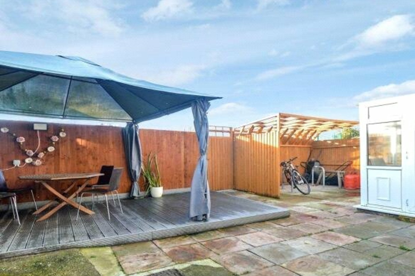 3 bedroom house for sale in Erith | Robinson Jackson