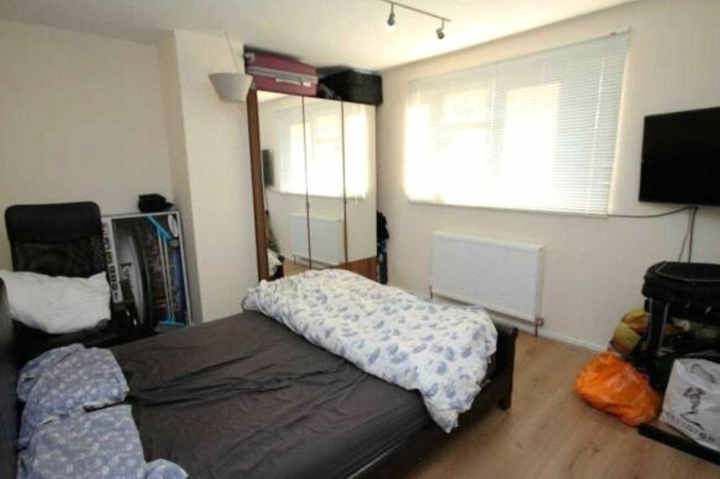 3 bedroom house for sale in Erith | Robinson Jackson