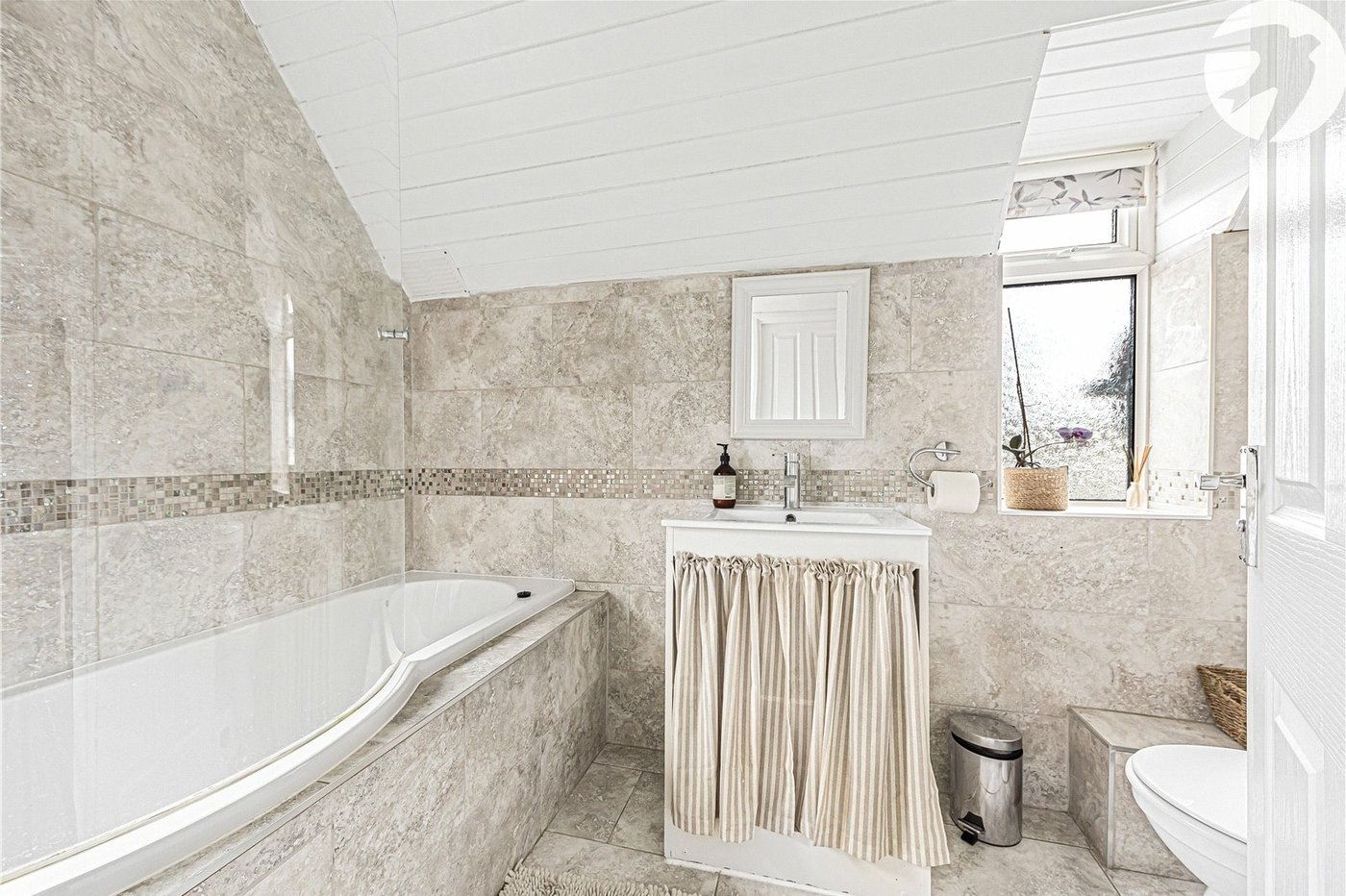 3 bedroom house for sale in Crayford | Robinson Jackson