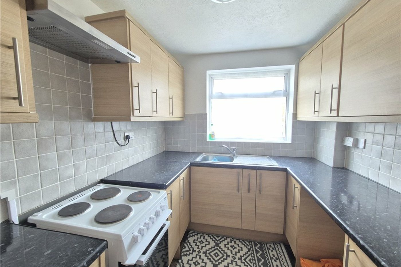 2 bedroom property for sale in Orpington | Robinson Jackson