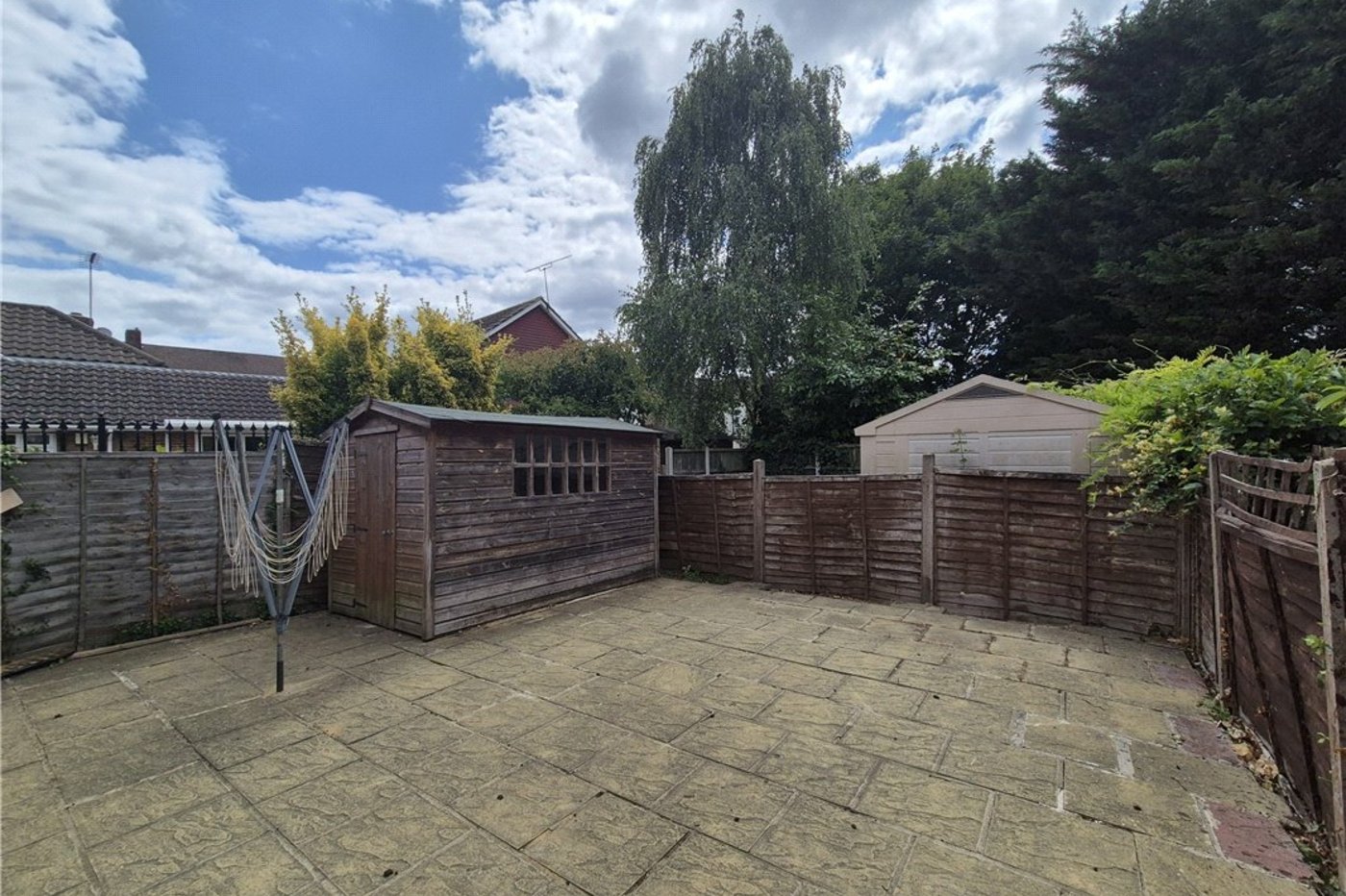 2 bedroom property for sale in Orpington | Robinson Jackson
