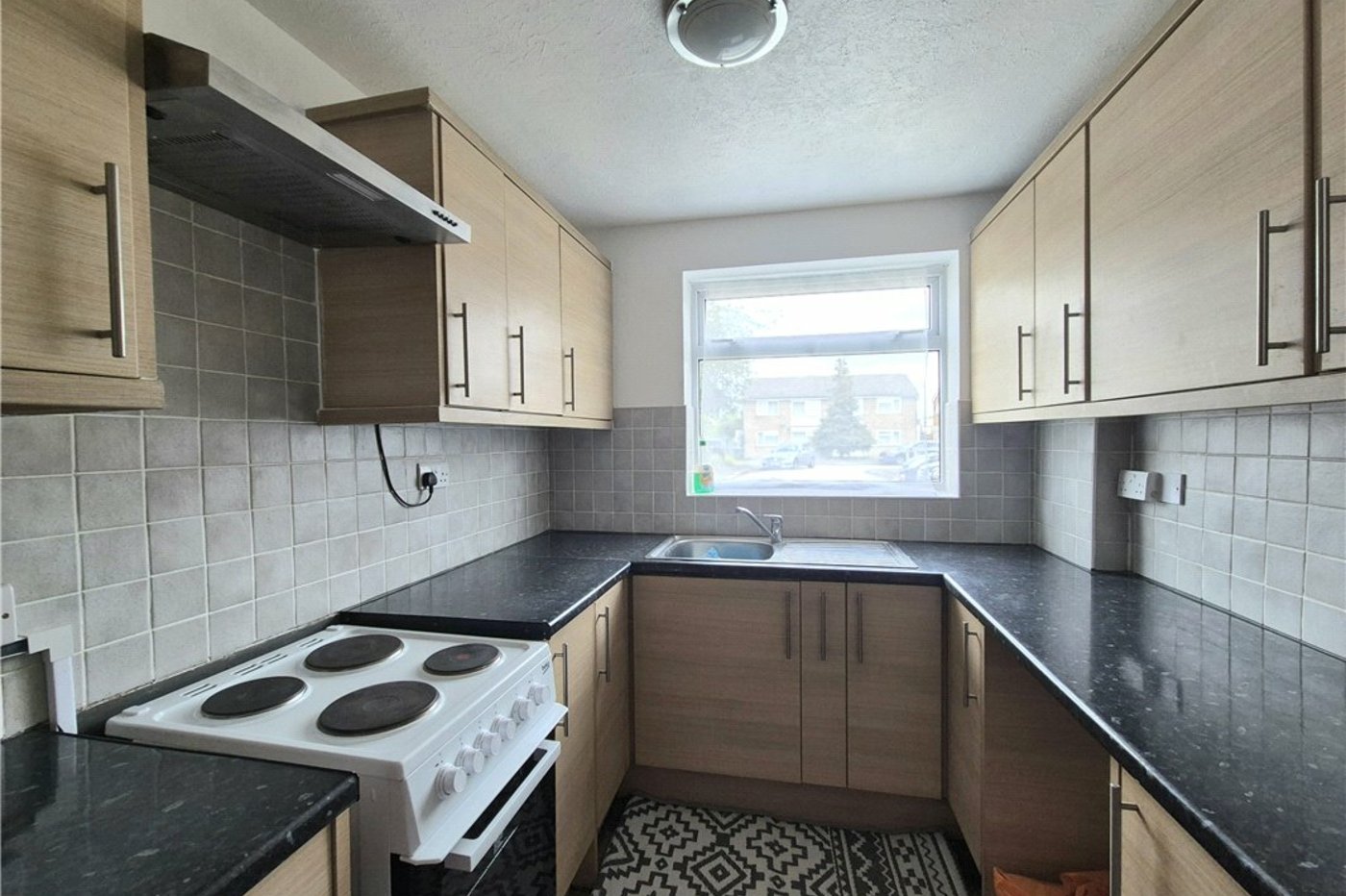2 bedroom property for sale in Orpington | Robinson Jackson