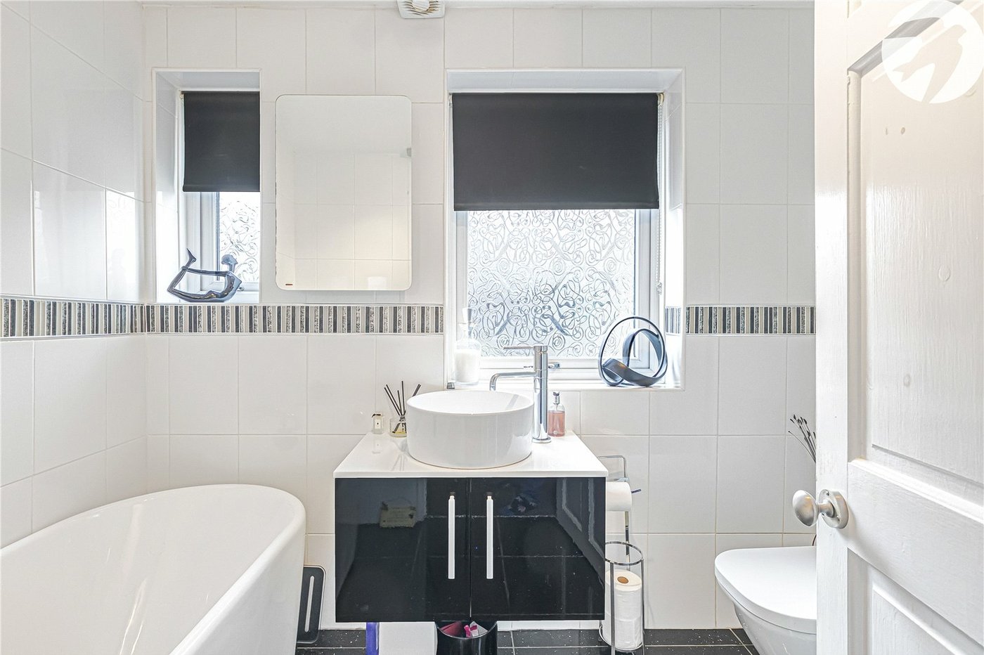 3 bedroom house for sale in Swanscombe | Robinson Jackson