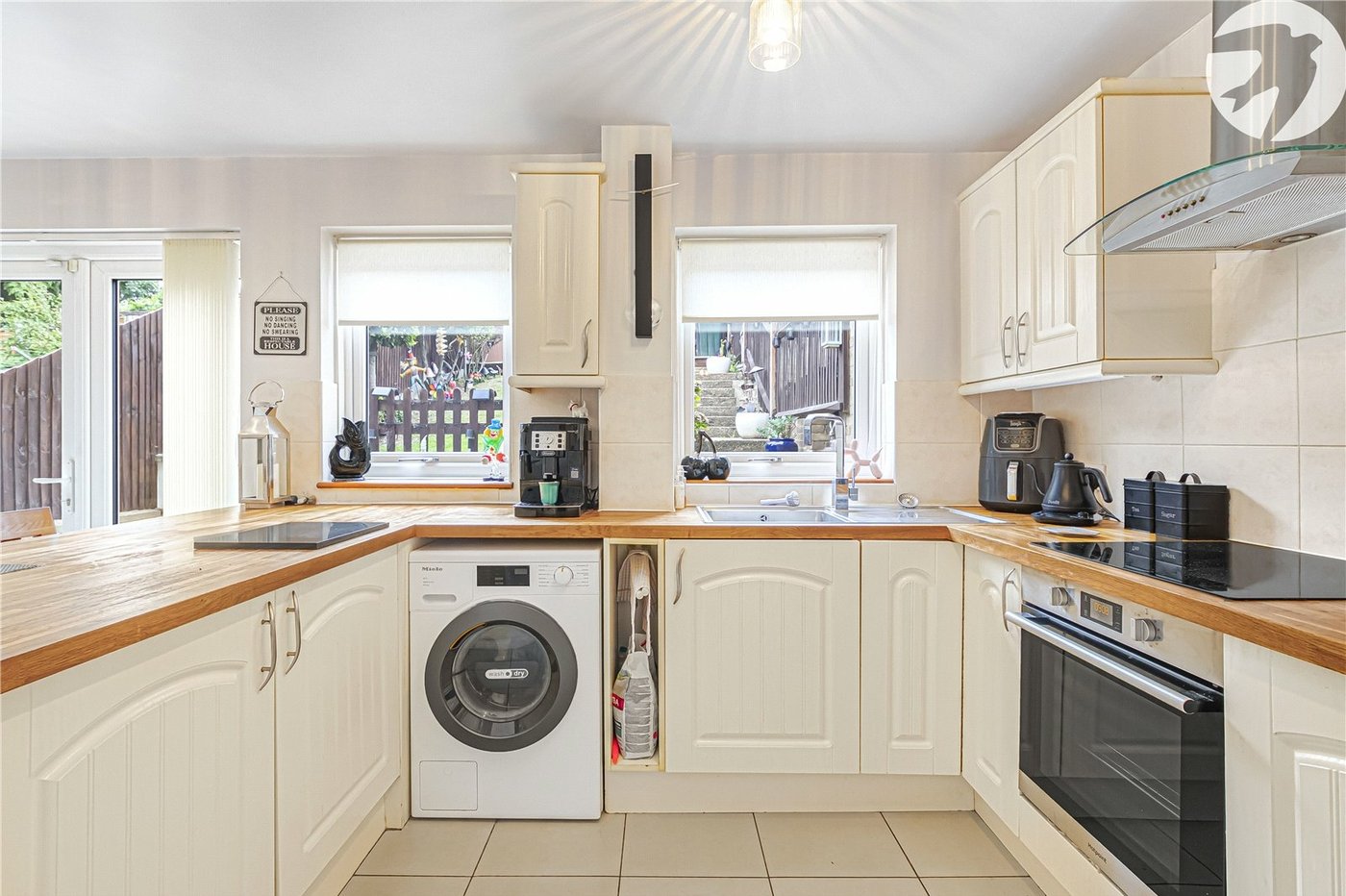 3 bedroom house for sale in Swanscombe | Robinson Jackson