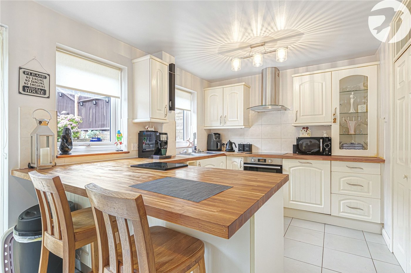 3 bedroom house for sale in Swanscombe | Robinson Jackson