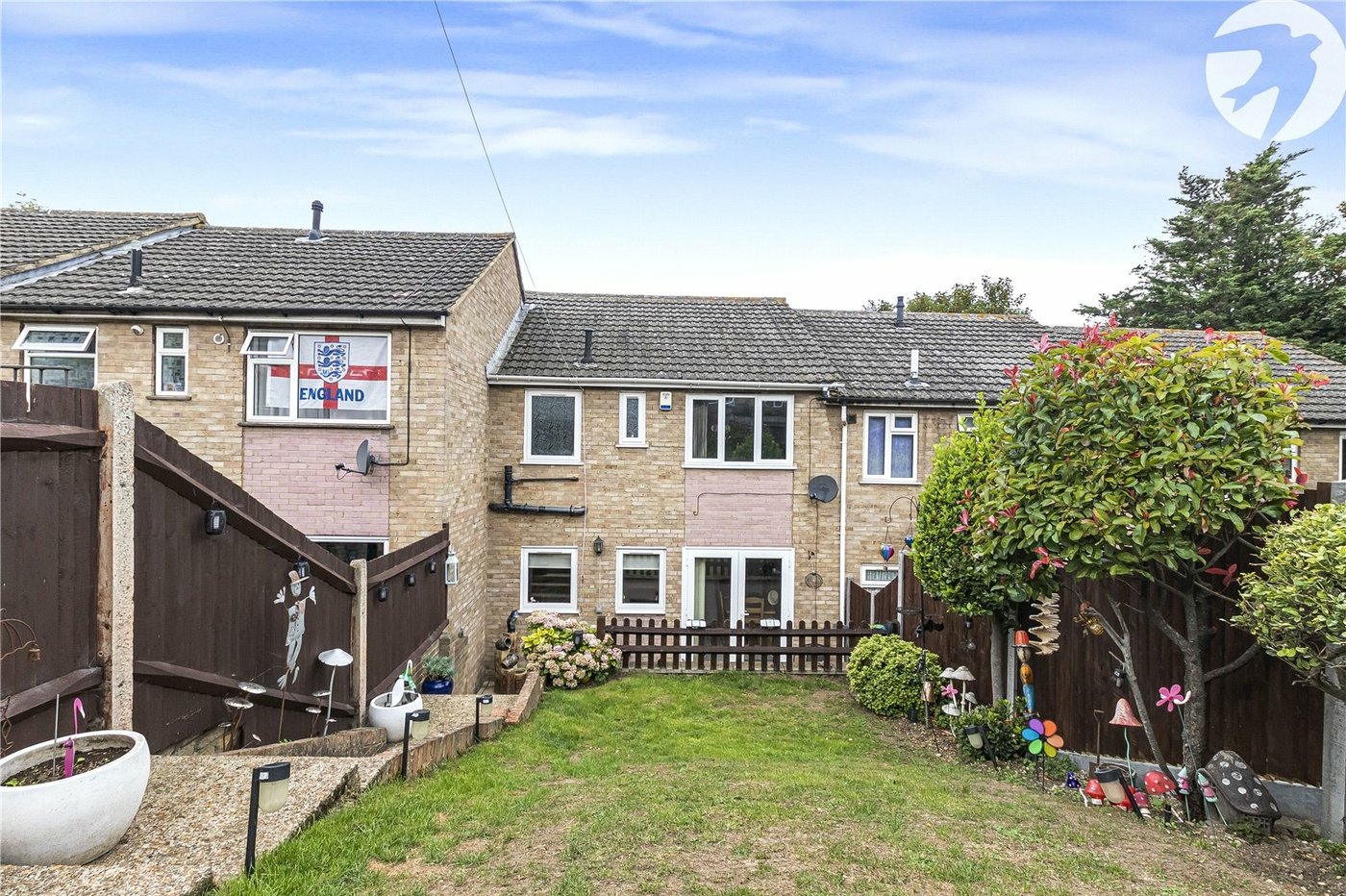 3 bedroom house for sale in Swanscombe | Robinson Jackson