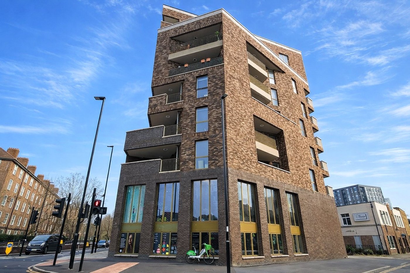 2 bedroom property for sale in London | Robinson Jackson