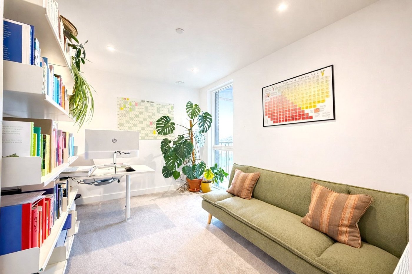 2 bedroom property for sale in London | Robinson Jackson