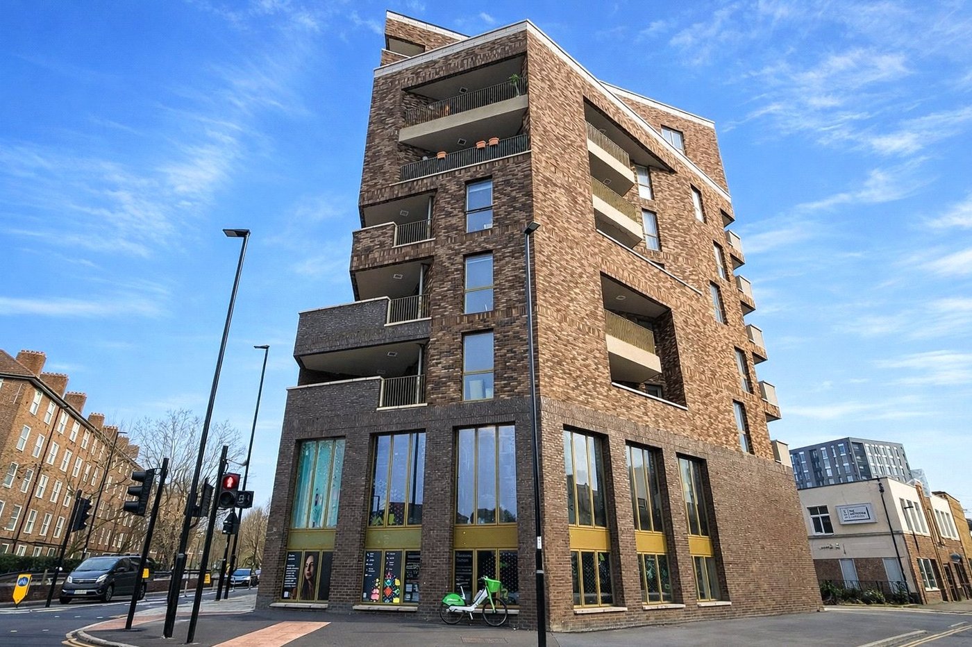 2 bedroom property for sale in London | Robinson Jackson