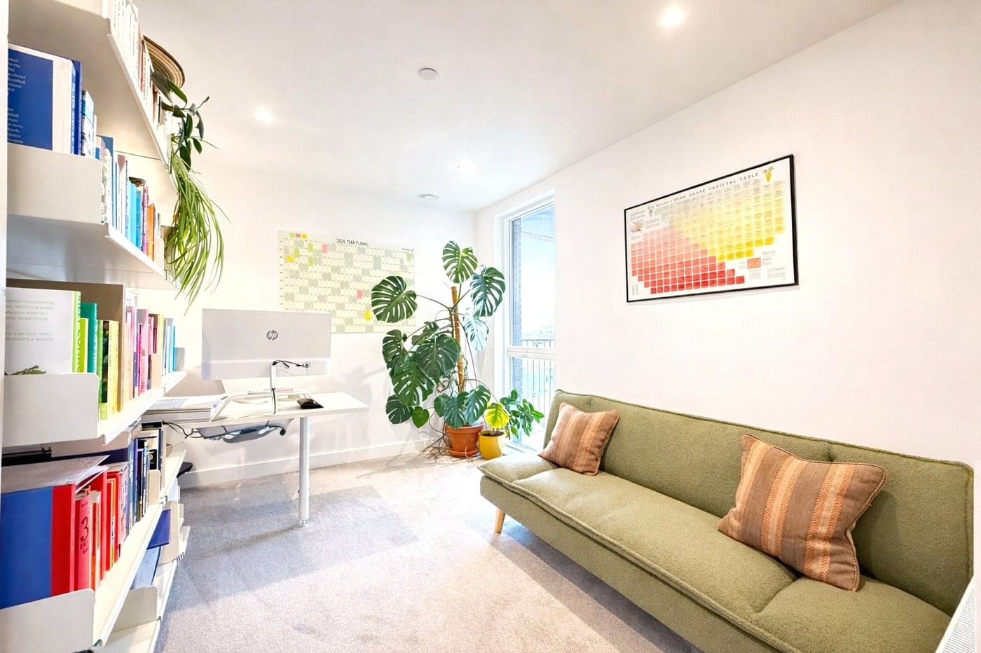 2 bedroom property for sale in London | Robinson Jackson