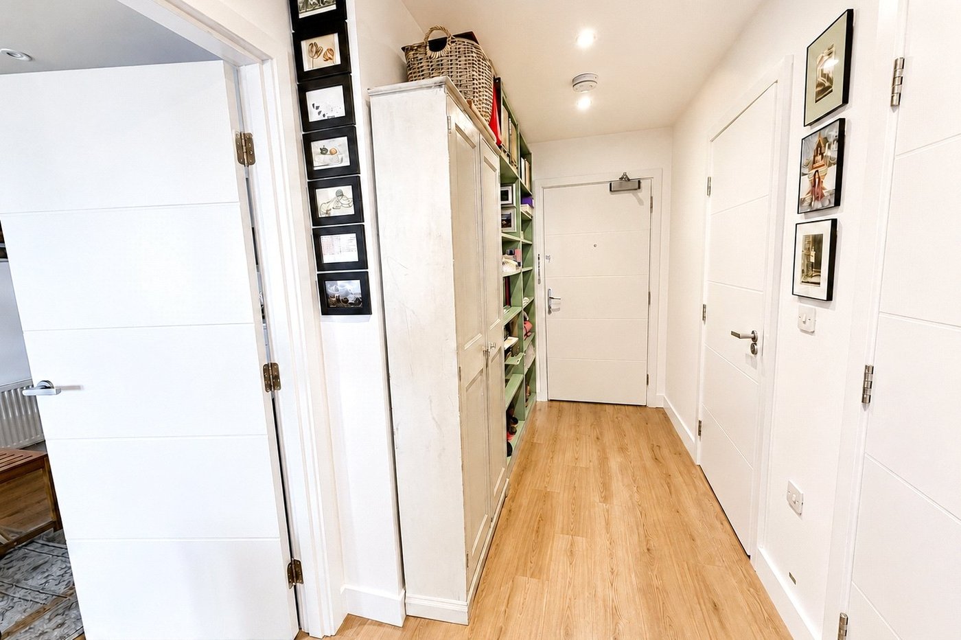 1 bedroom property for sale in London | Robinson Jackson