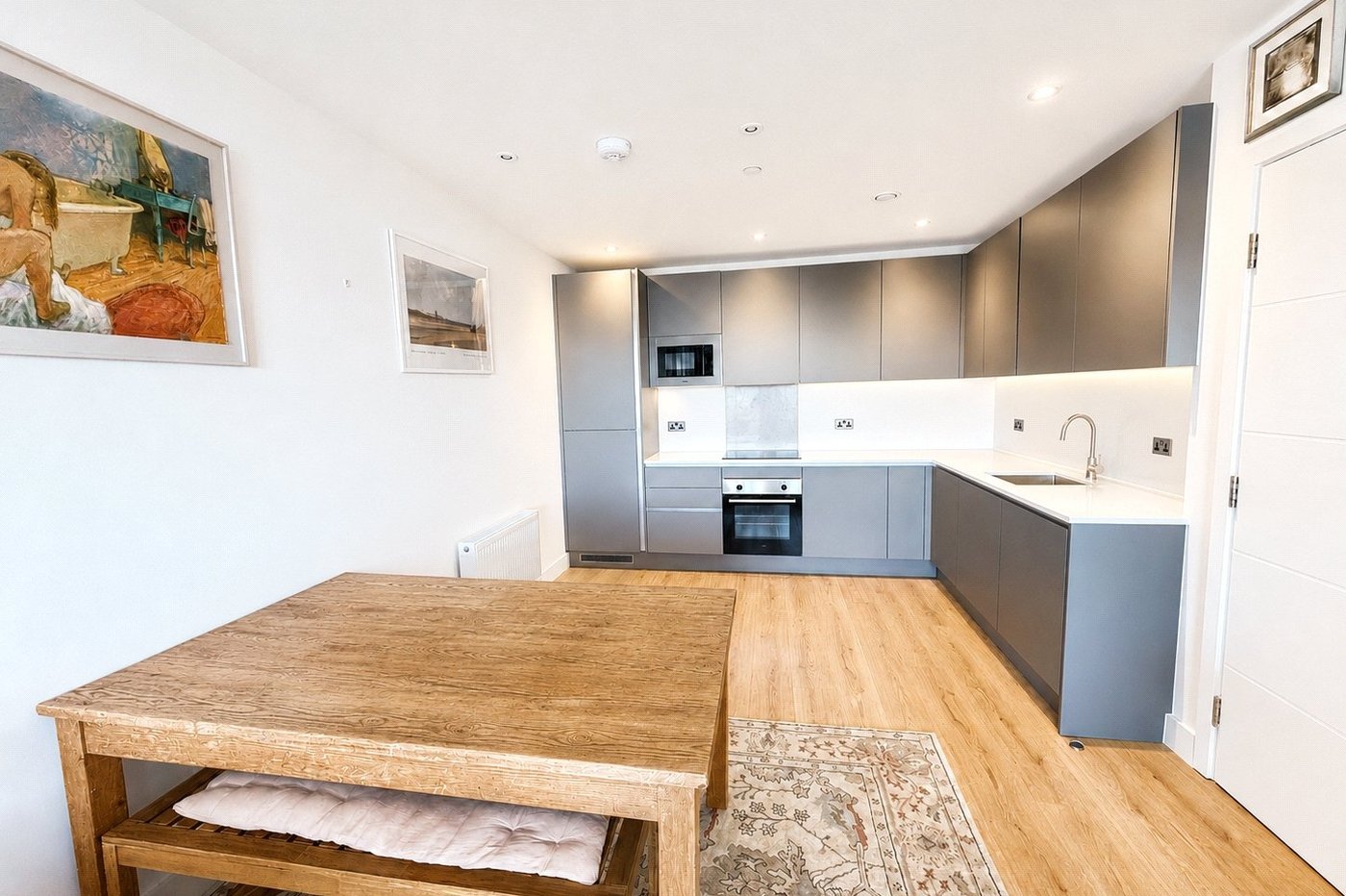 1 bedroom property for sale in London | Robinson Jackson