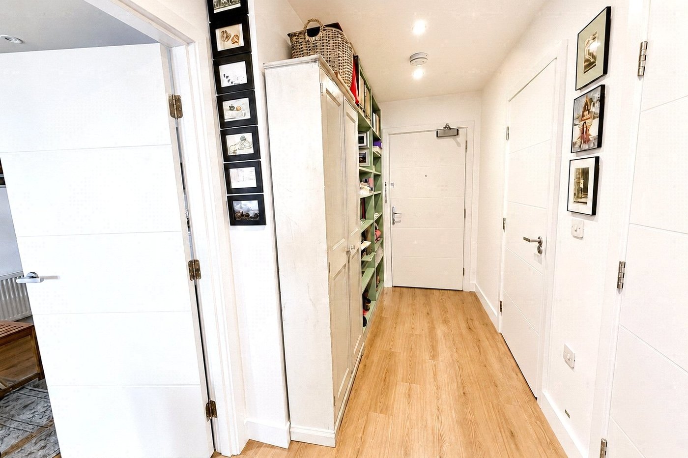 1 bedroom property for sale in London | Robinson Jackson
