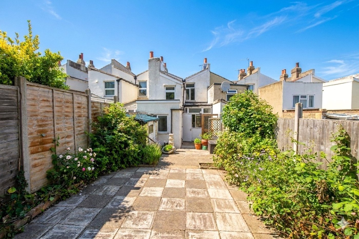 3 bedroom house for sale in Woolwich | Robinson Jackson