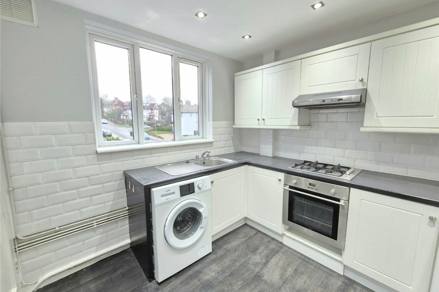 2 bedroom property for sale in Orpington | Robinson Jackson