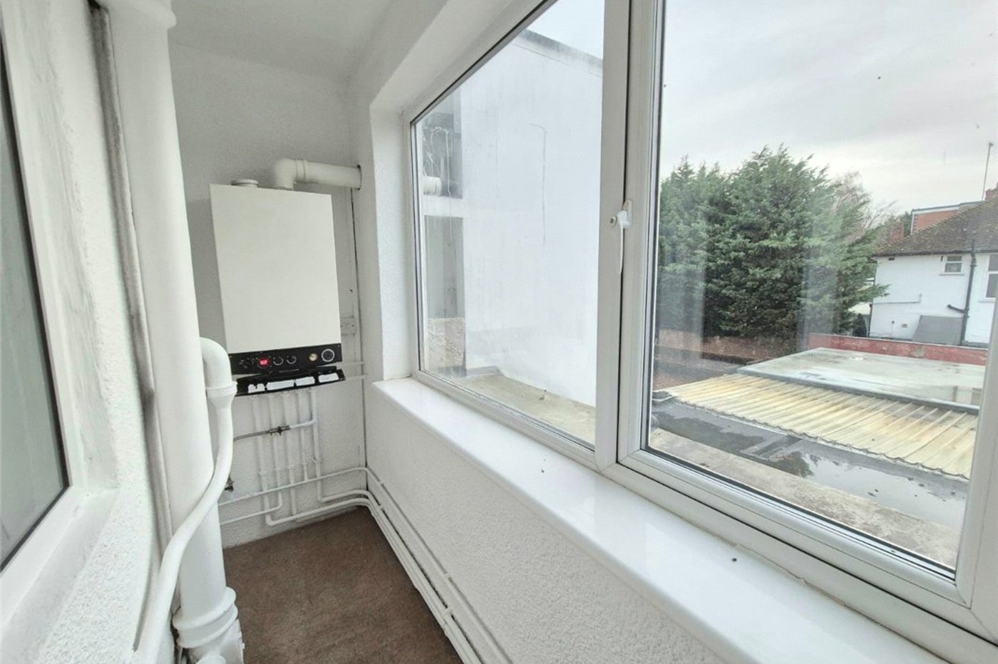 2 bedroom property for sale in Orpington | Robinson Jackson