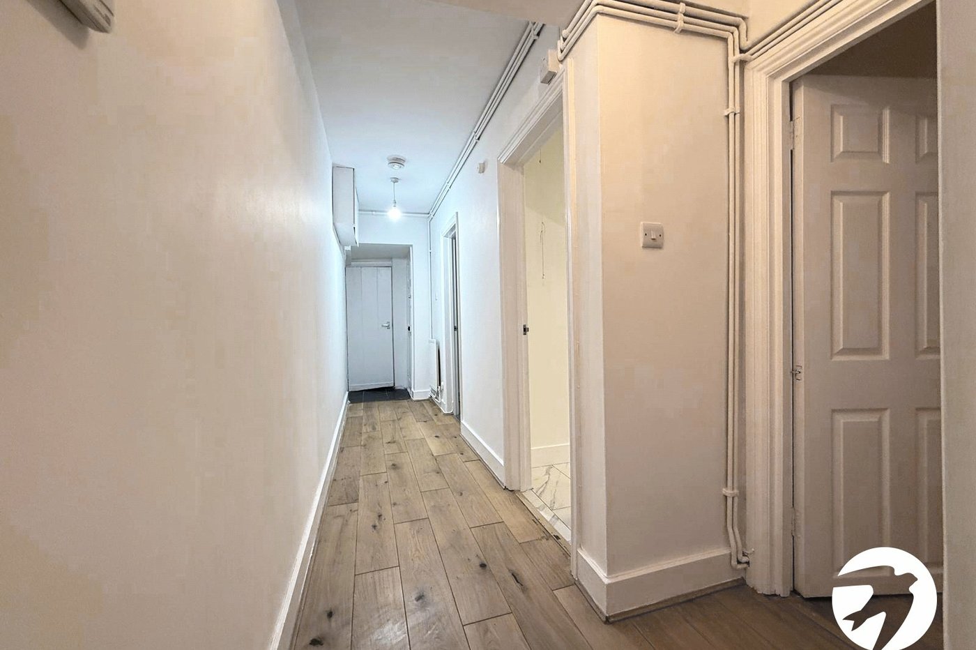 2 bedroom property for sale in London | Robinson Jackson