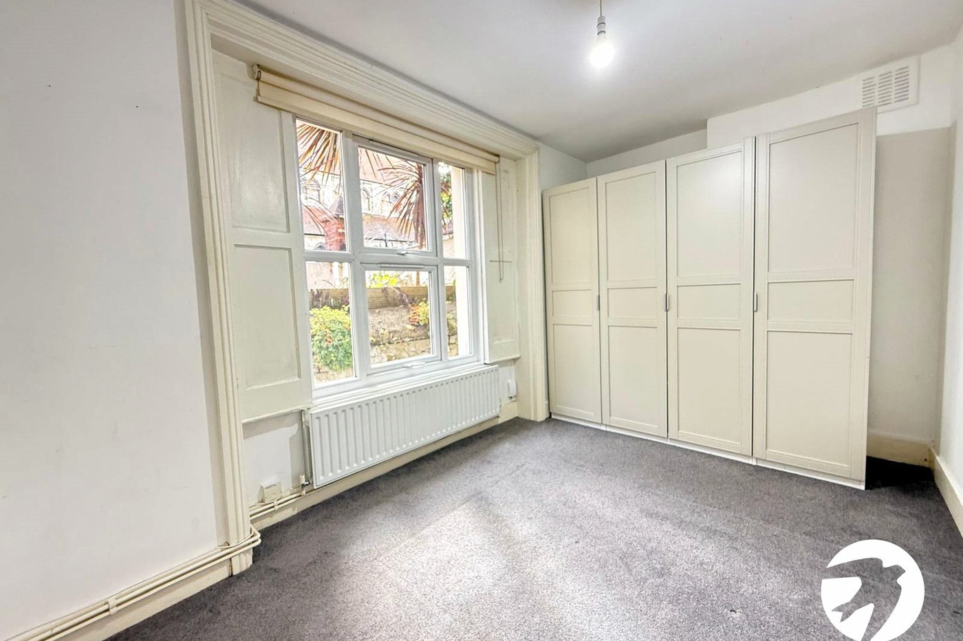 2 bedroom property for sale in London | Robinson Jackson