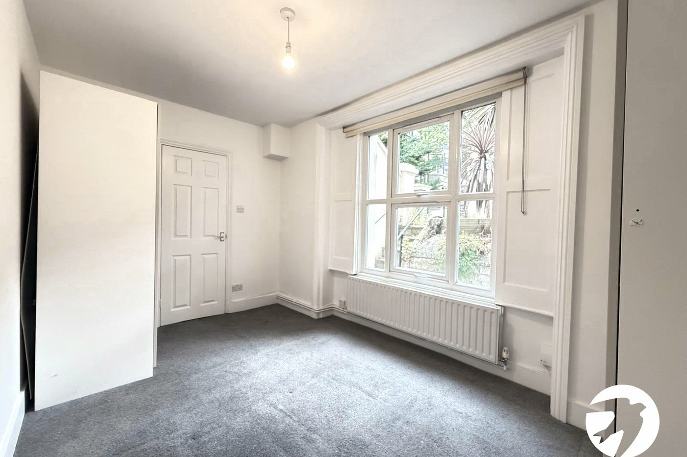 2 bedroom property for sale in London | Robinson Jackson