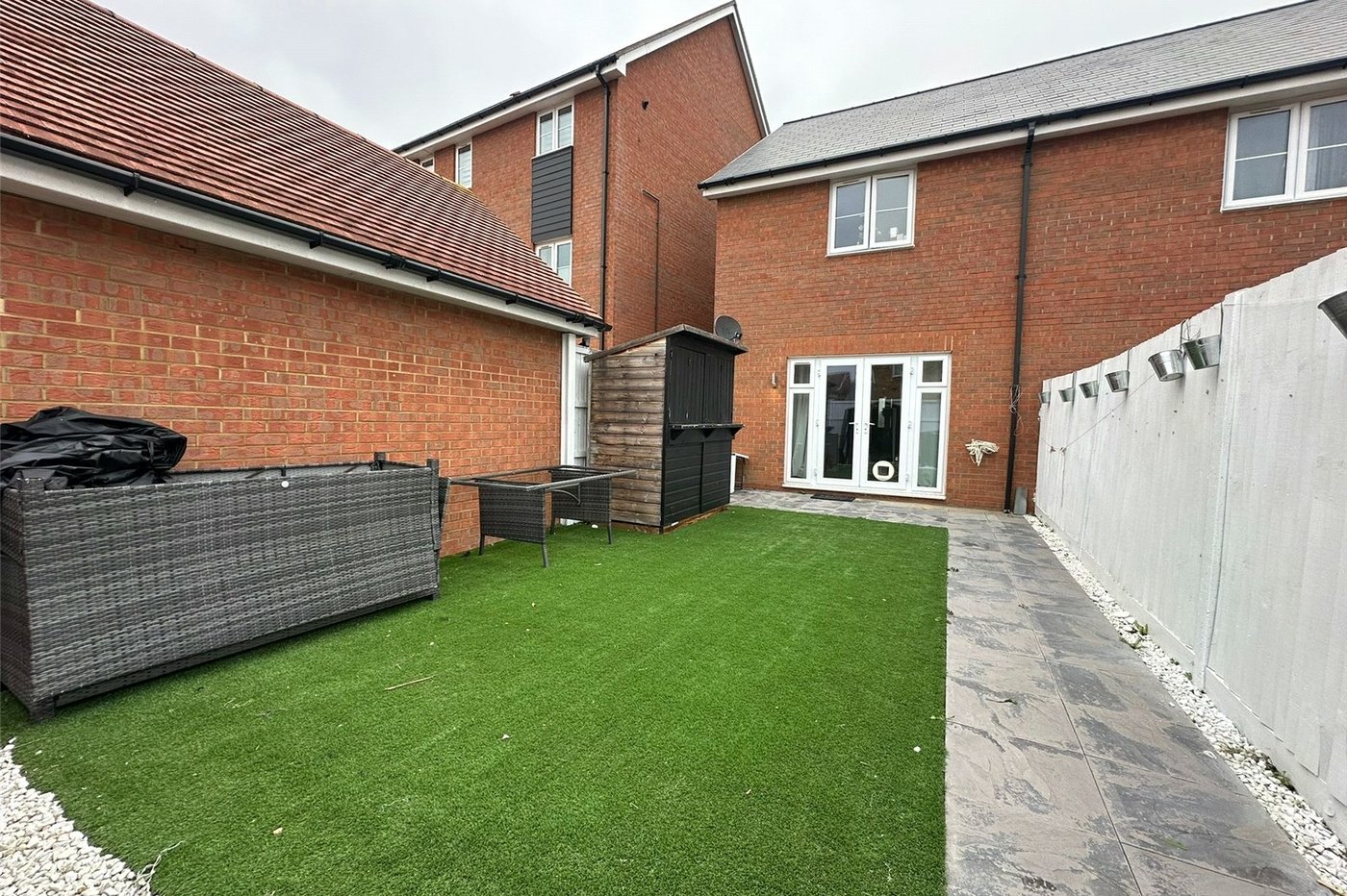 2 bedroom house for sale in Gravesend | Robinson Michael & Jackson