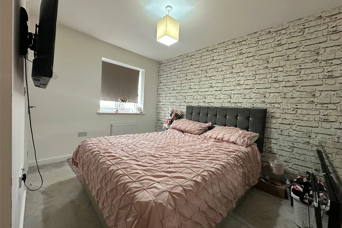 2 bedroom house for sale in Gravesend | Robinson Michael & Jackson