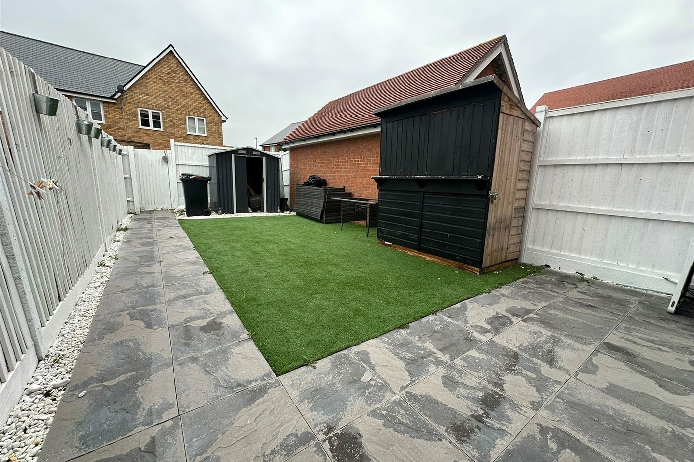 2 bedroom house for sale in Gravesend | Robinson Michael & Jackson