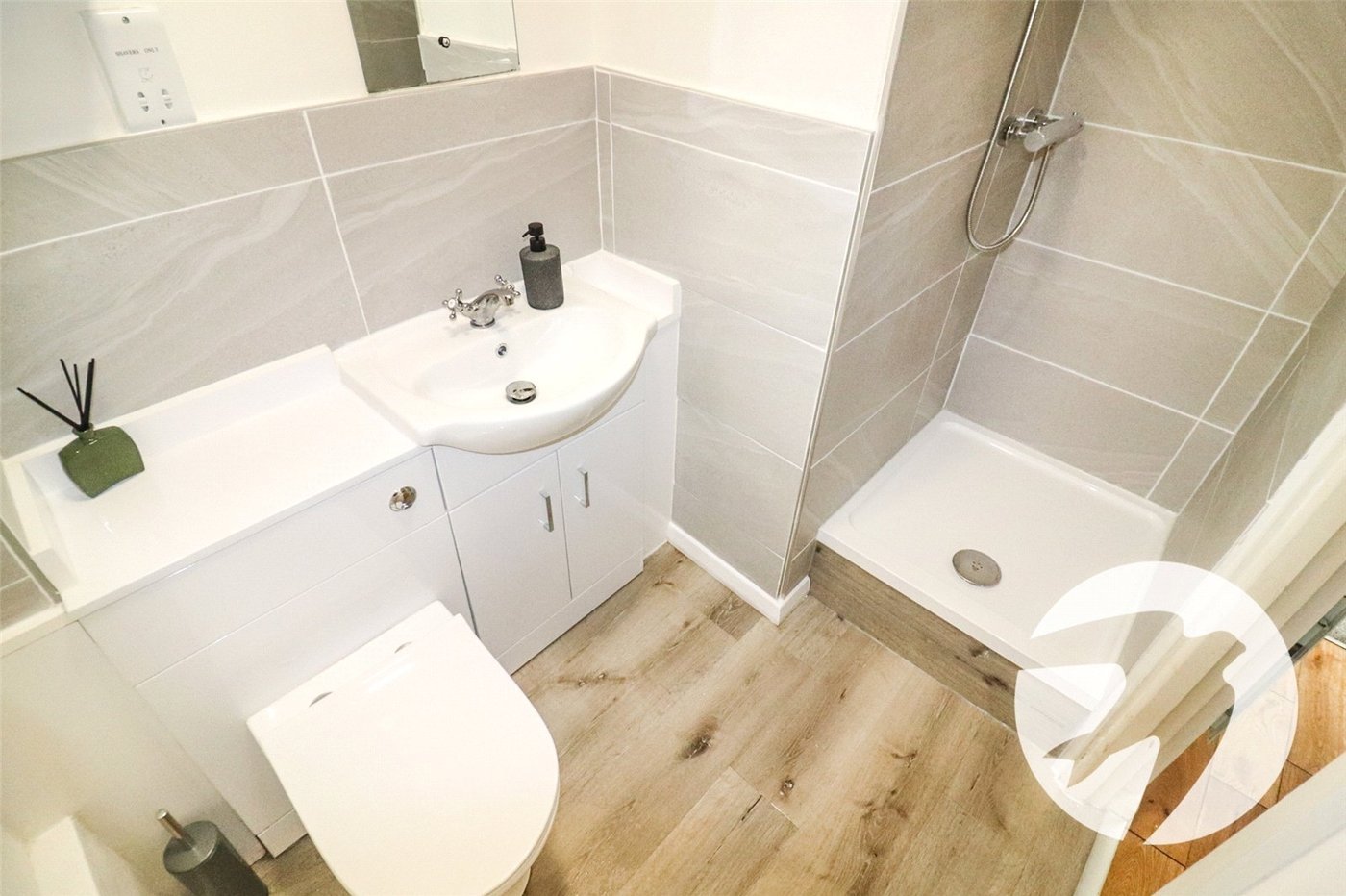 property for sale in Erith | Robinson Jackson
