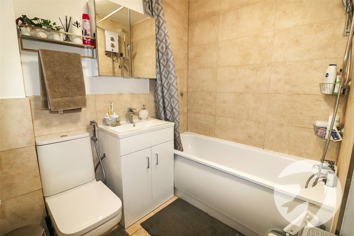 2 bedroom property for sale in Northumberland Heath | Robinson Jackson