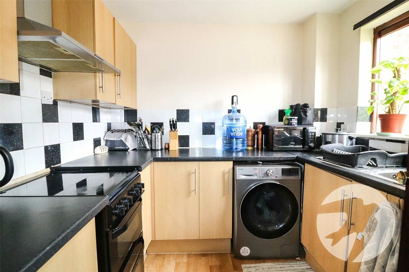 2 bedroom property for sale in Northumberland Heath | Robinson Jackson