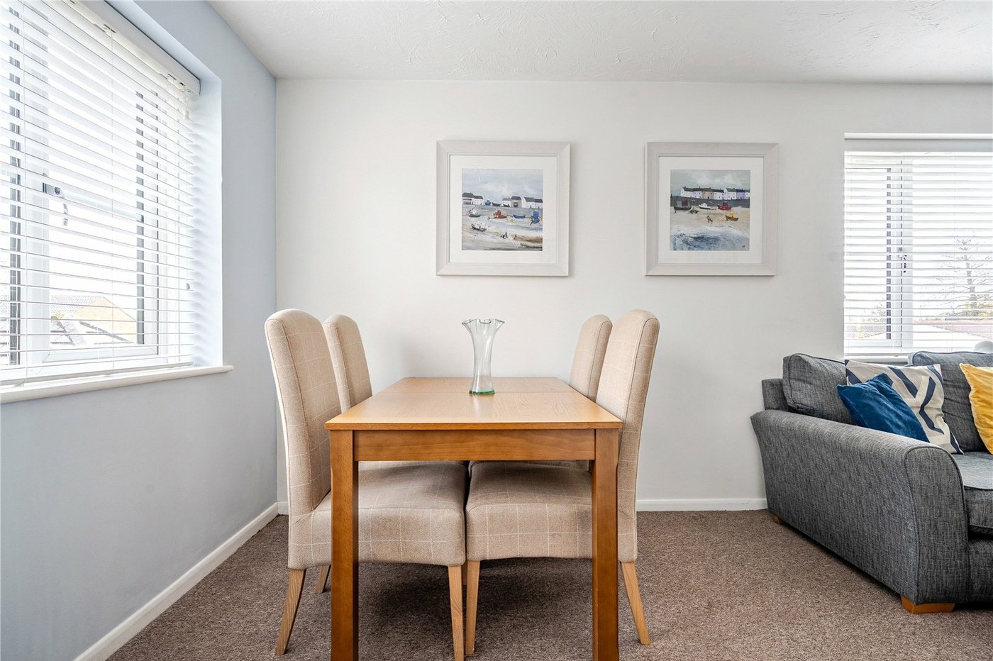 2 bedroom property to rent in  | Robinson Jackson