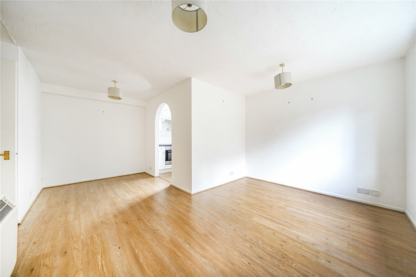 1 bedroom property for sale in  | Robinson Jackson