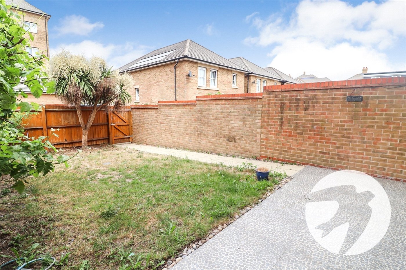 4 bedroom house for sale in Erith | Robinson Jackson