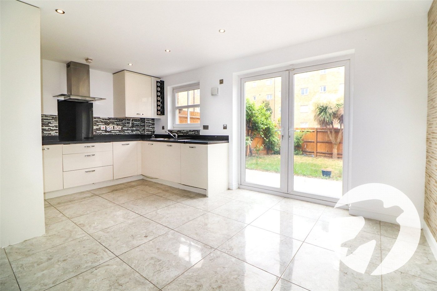 4 bedroom house for sale in Erith | Robinson Jackson