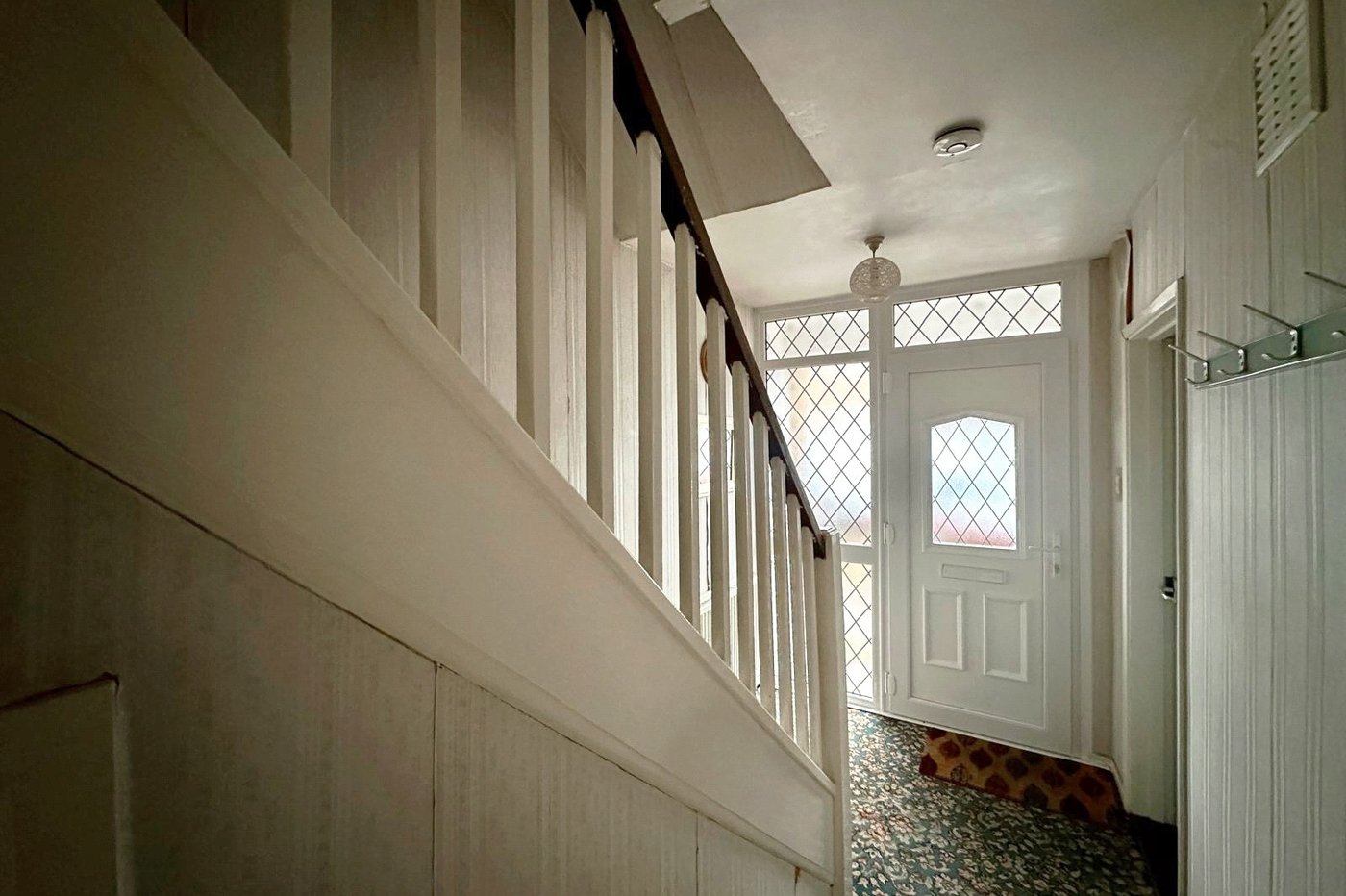 3 bedroom house for sale in London | Robinson Jackson