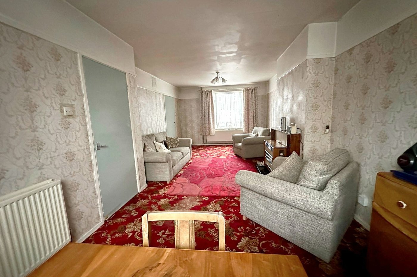 3 bedroom house for sale in London | Robinson Jackson